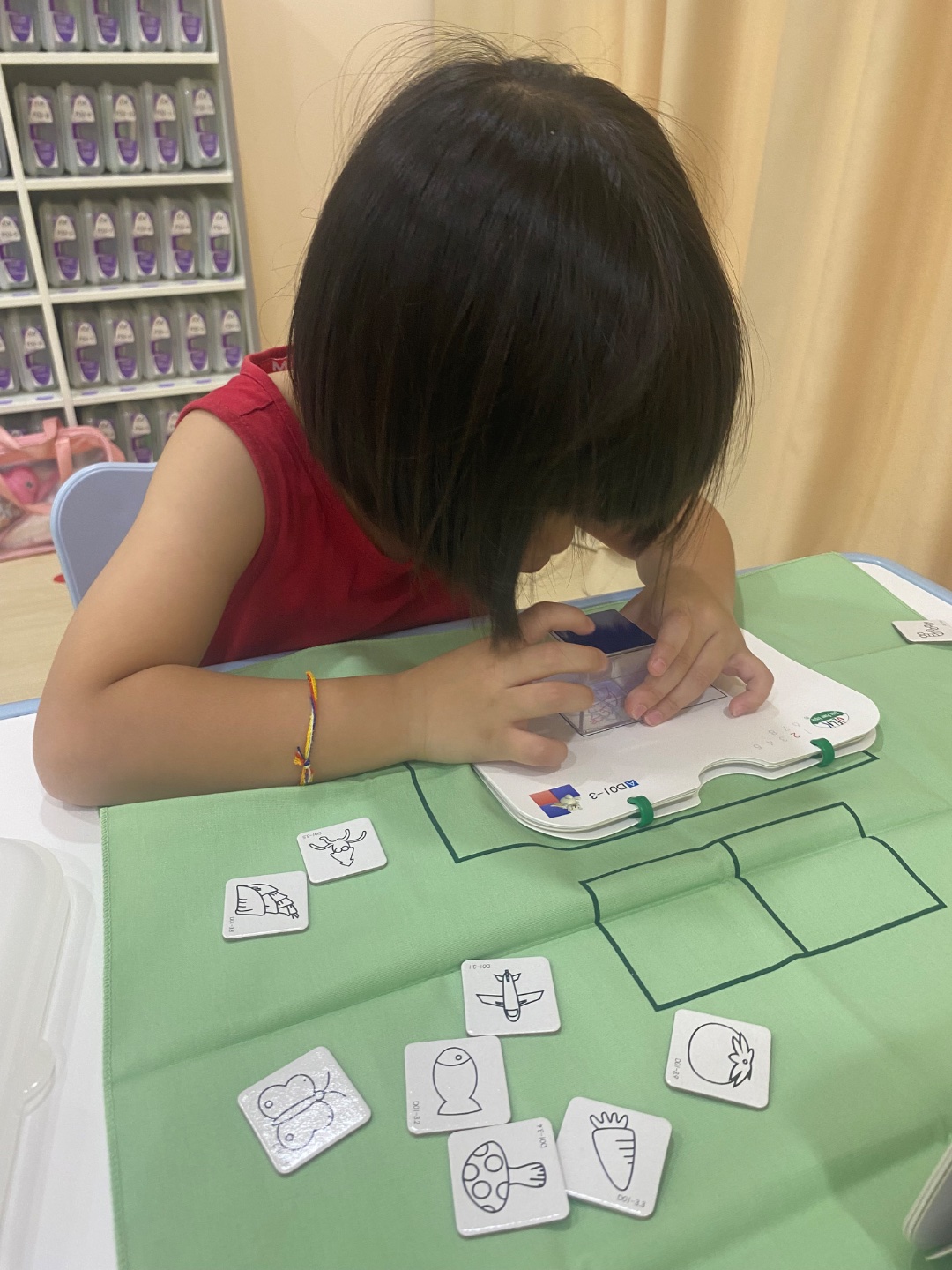 Student learning centre photo - jelic student2