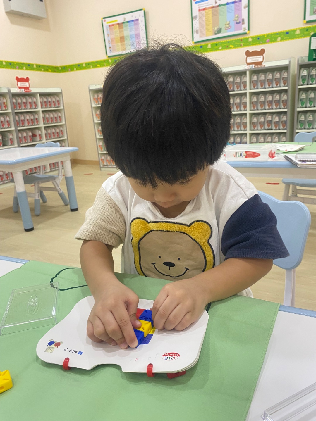 Student learning centre photo - jelic student3