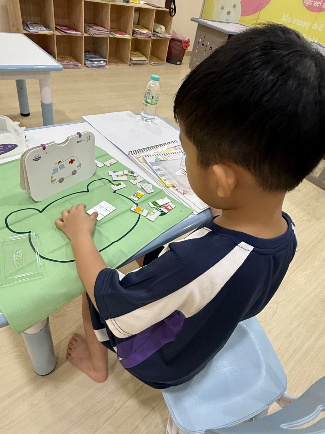 Student learning centre photo - jelic student7